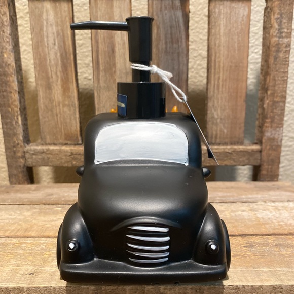 Halloween Pumpkin Truck Soap Dispenser, Halloween Lotion Pump, Farmhouse Truck - Picture 12 of 16